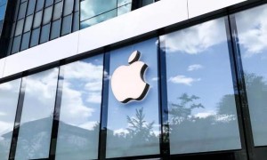 炒安卓冷饭，AI跳票，苹果一夜跌去500亿美元