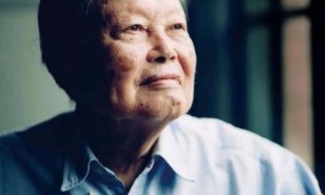 原创 
            杨振宁妻子翁帆自白：为了丈夫的身体，我16年来都是早睡早起