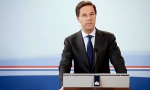 原创 
            450亿颗芯片！荷兰突然宣布光刻机决定，欧媒：一切都结束了