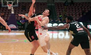 17-0梦幻开局获3连胜！中国男篮擒约旦进亚洲杯8强