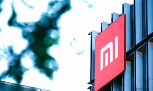 雷军再为年度演讲预热：同时决定造车和重启造芯，押上小米全部家底