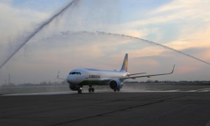 空客A320首超波音737成交付最多飞机