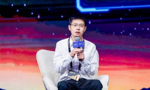 宇树科技官宣IPO后王兴兴首次发声：我最后悔的是以前没有学AI