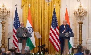 印度“硬刚”美国加税：防长不去了，武器不买了！