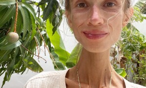 27岁波兰女子巴厘岛酒店去世调查:入住3天后死亡,因“身材焦虑”坚持8年只吃水果,体重仅22公斤,指甲变黄牙齿腐烂