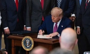 纽森要夺美国总统大位,哈里斯也来了,就问特朗普怎么想?