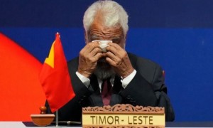 历史性时刻,东帝汶总理流泪了