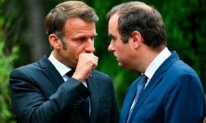 已辞职的法国总理受命与各政党展开“最后谈判”