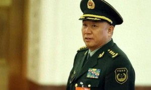 武警上将门前积雪无人抢着扫,邻居猜测,他可能要“出事”了