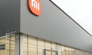 小米新车主驾下方掏出“神秘”多余零件!工作人员一片沉默,细思极恐