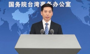 国台办新任发言人彭庆恩亮相发布会
