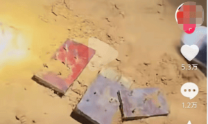 网友称在海南陵水沙滩赶海发现多个带钉木板,当地警方:已出警排查